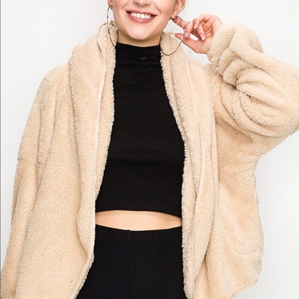🆕Dezi Taupe Teddy Faux Fur Plush Cardigan Jacket - Picture 2 of 8